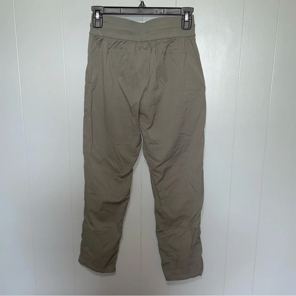 Lululemon Beyond the Studio Crop Grey Sage Green Size 4